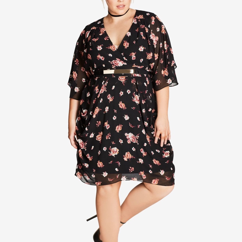 City Chic Pleated Elastic‎ Back Wrap Floral Flutter Sleeve Surplice Dress Sz 22